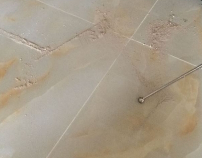 北海市瓷砖空鼓维修公司分享粘合剂选择不当在瓷砖铺贴过程中可能导致以下问题